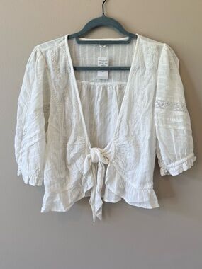 American Eagle Puff-Sleeve Tie-Front Blouse